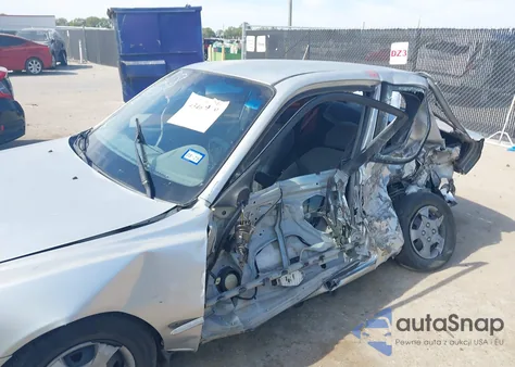 2002 Hyundai Accent Gs из США, поврежденный, VIN KMHCG35C32U179011